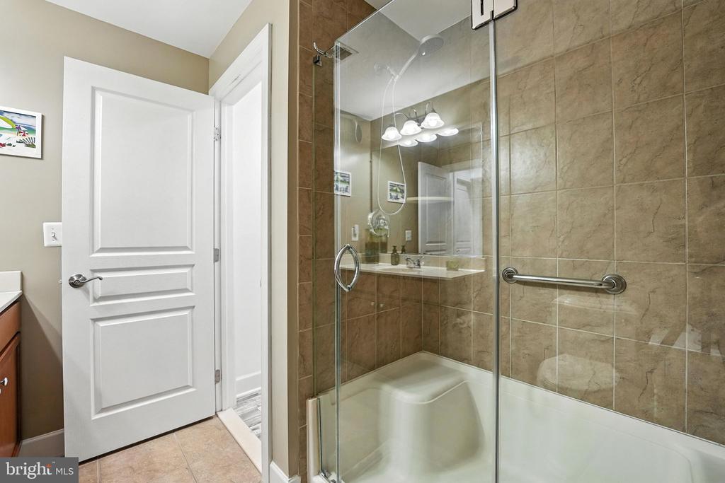 15318 Maribelle Pl