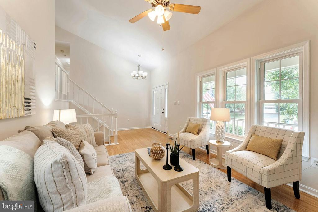 8005 Rocky Rd