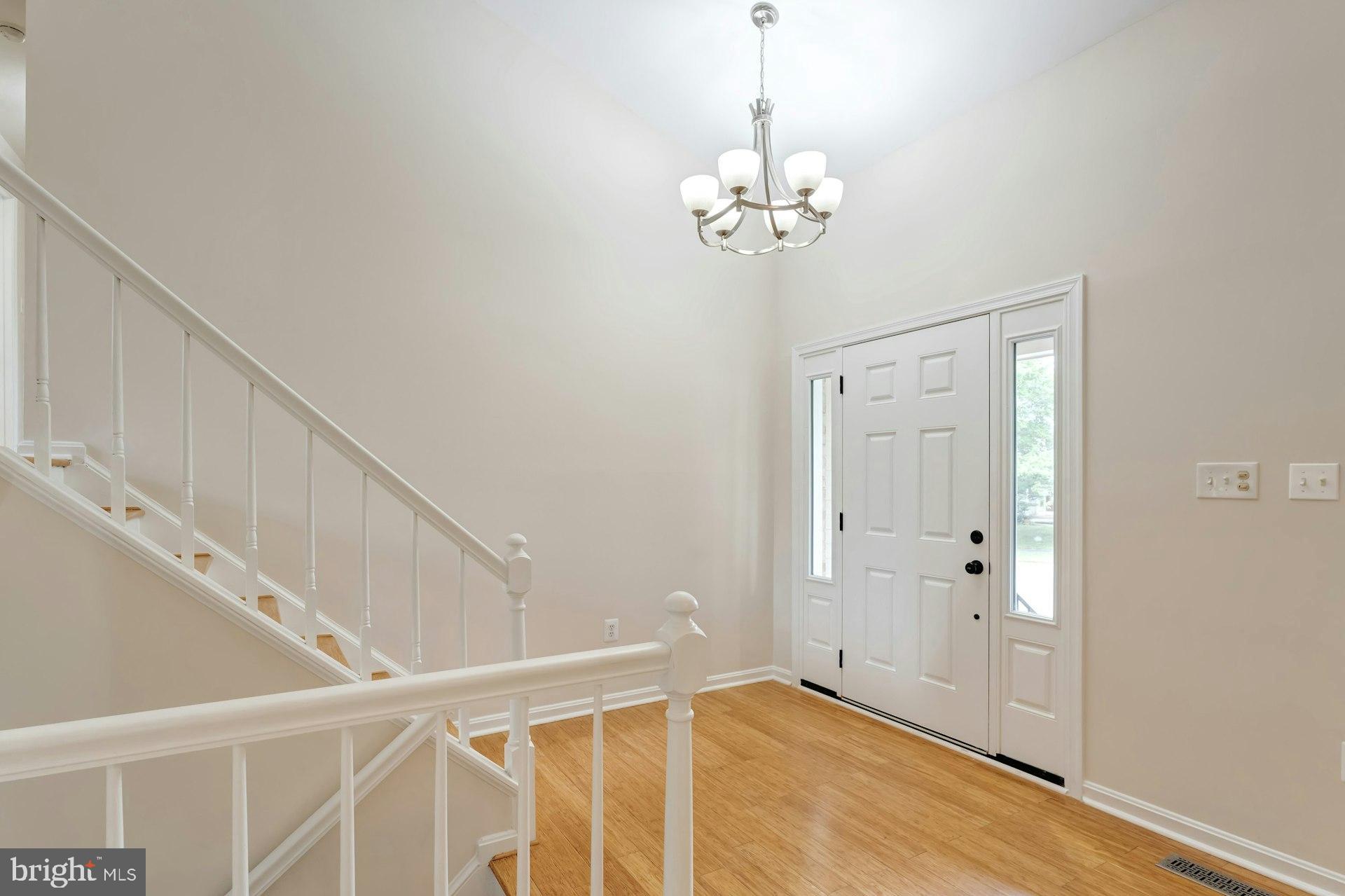 8005 Rocky Rd