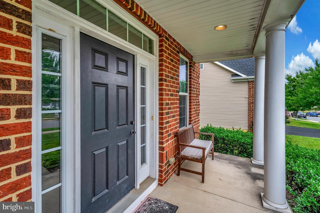 3348 Soaring Cir