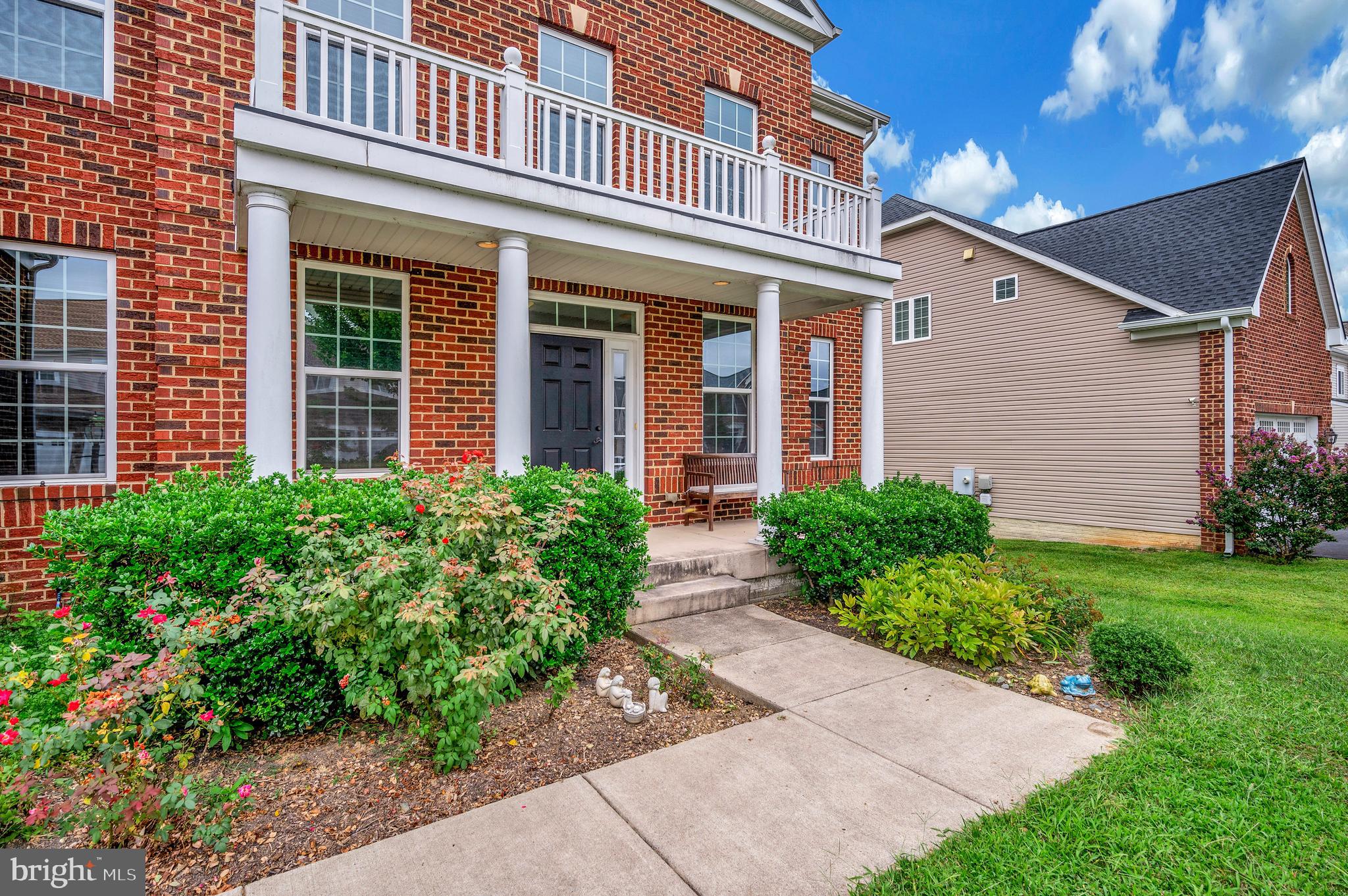 3348 Soaring Cir