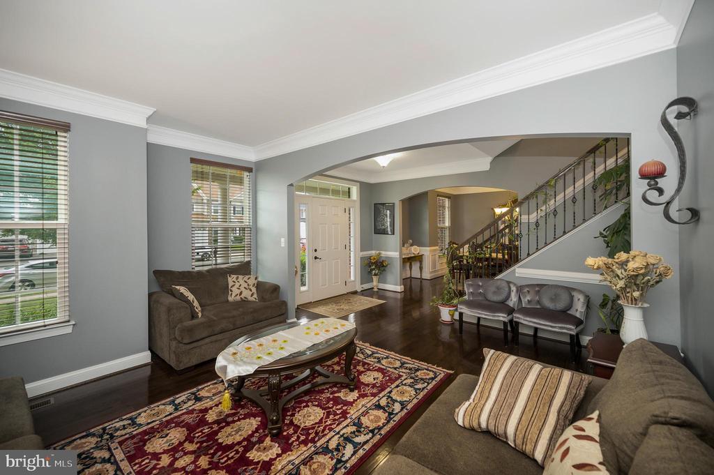 3348 Soaring Cir