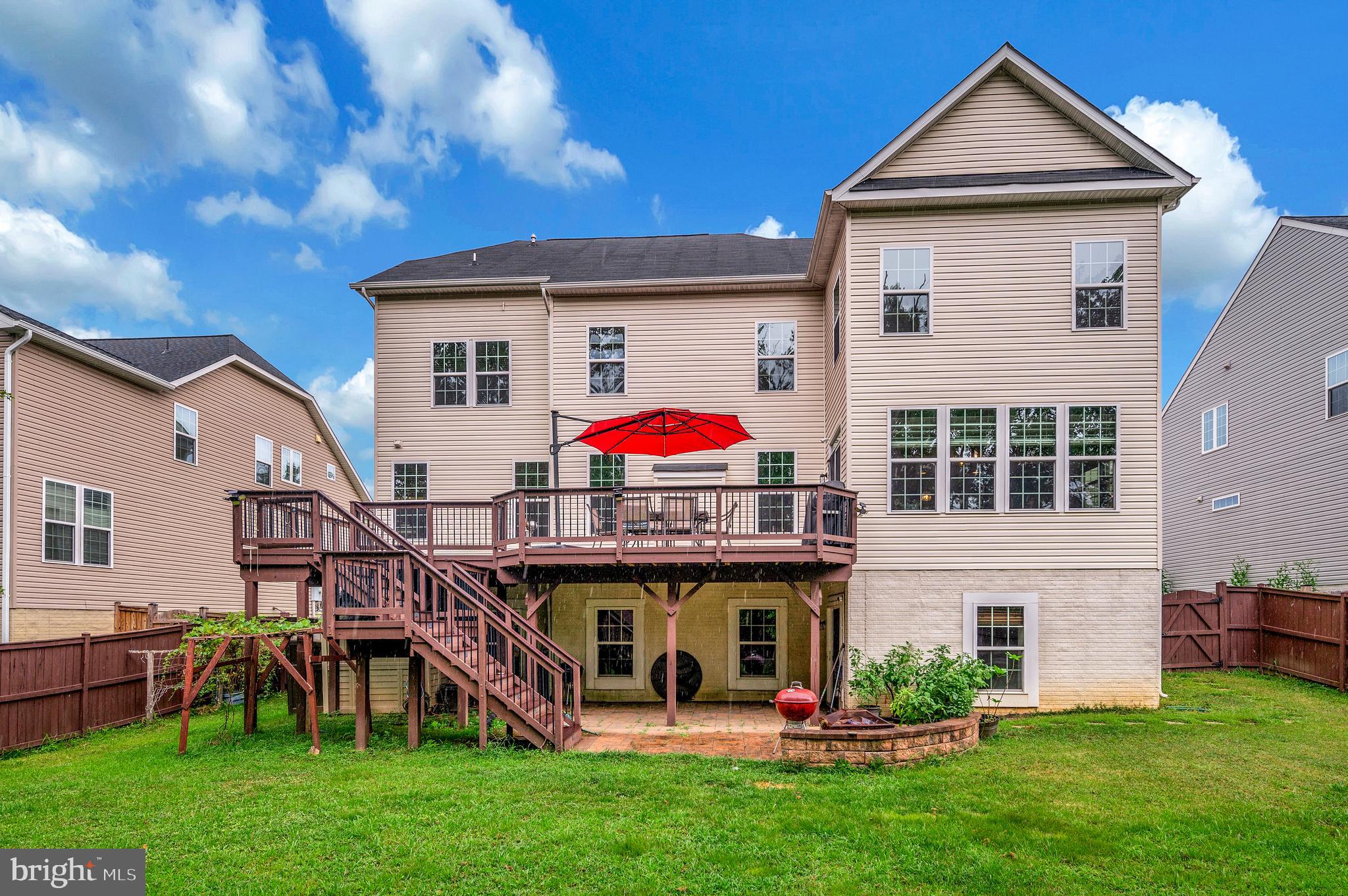 3348 Soaring Cir