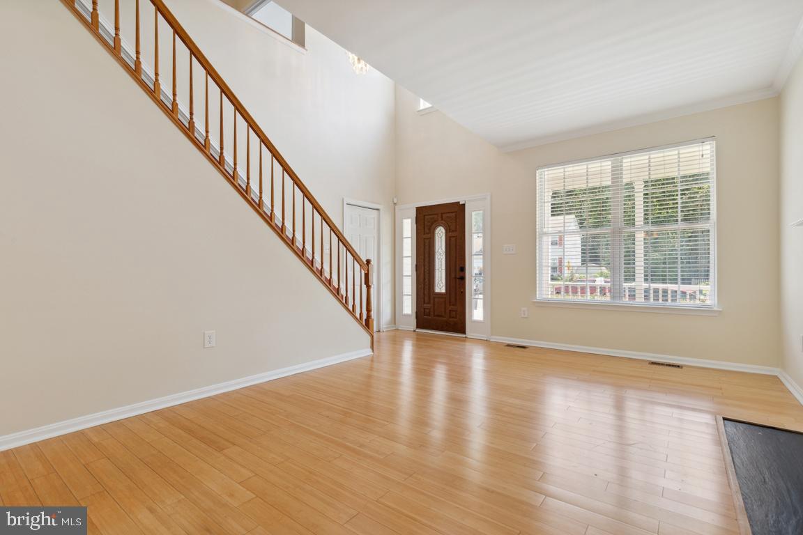 6178 OAKLAWN LN