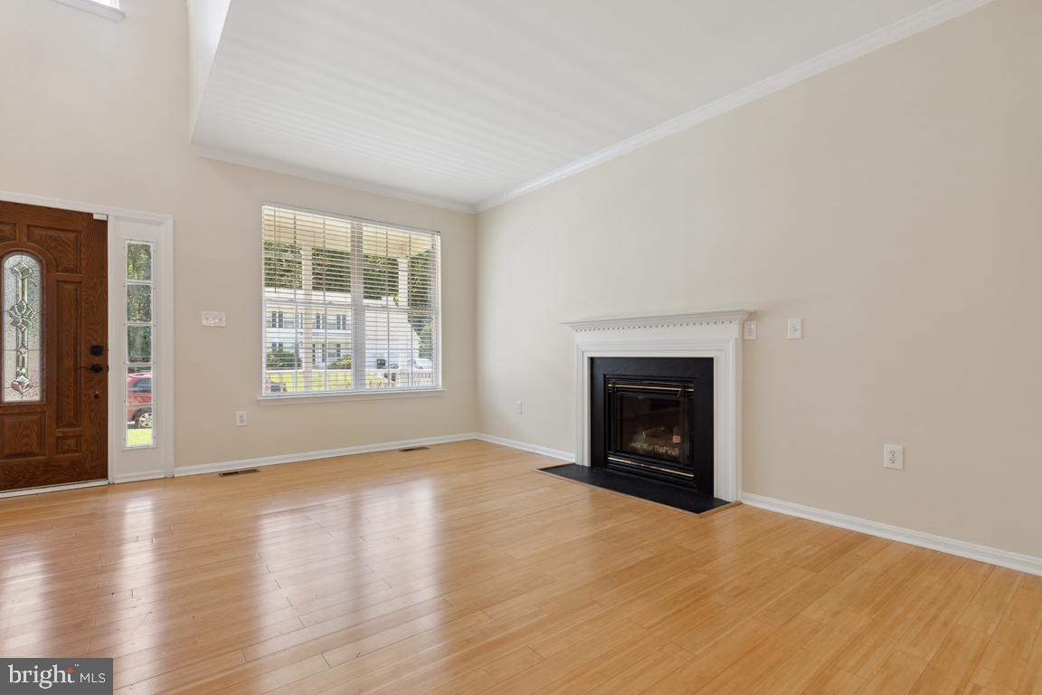 6178 OAKLAWN LN