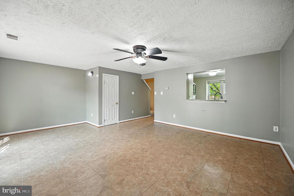 4751 HEDRICK LN