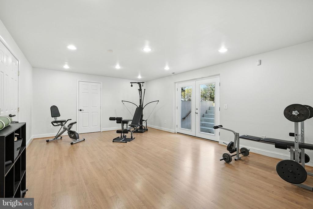 5593 Tucson Ct