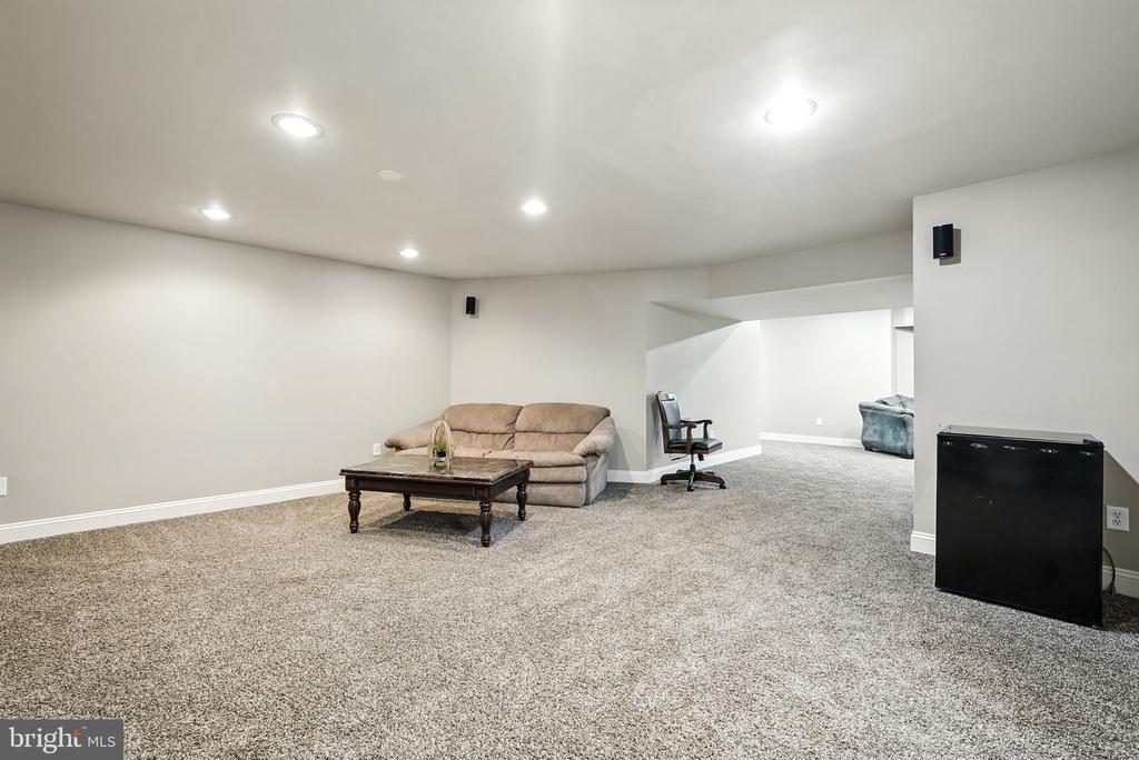 5593 Tucson Ct