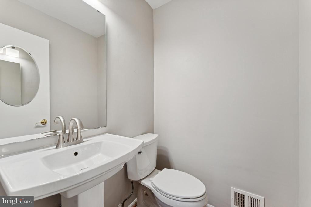 2938 FOX TAIL COURT