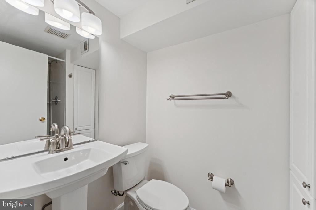 2938 FOX TAIL COURT