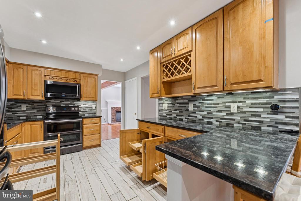 2938 FOX TAIL COURT