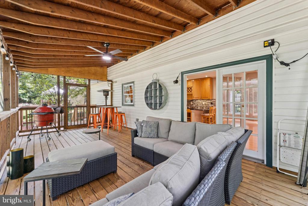2938 FOX TAIL COURT