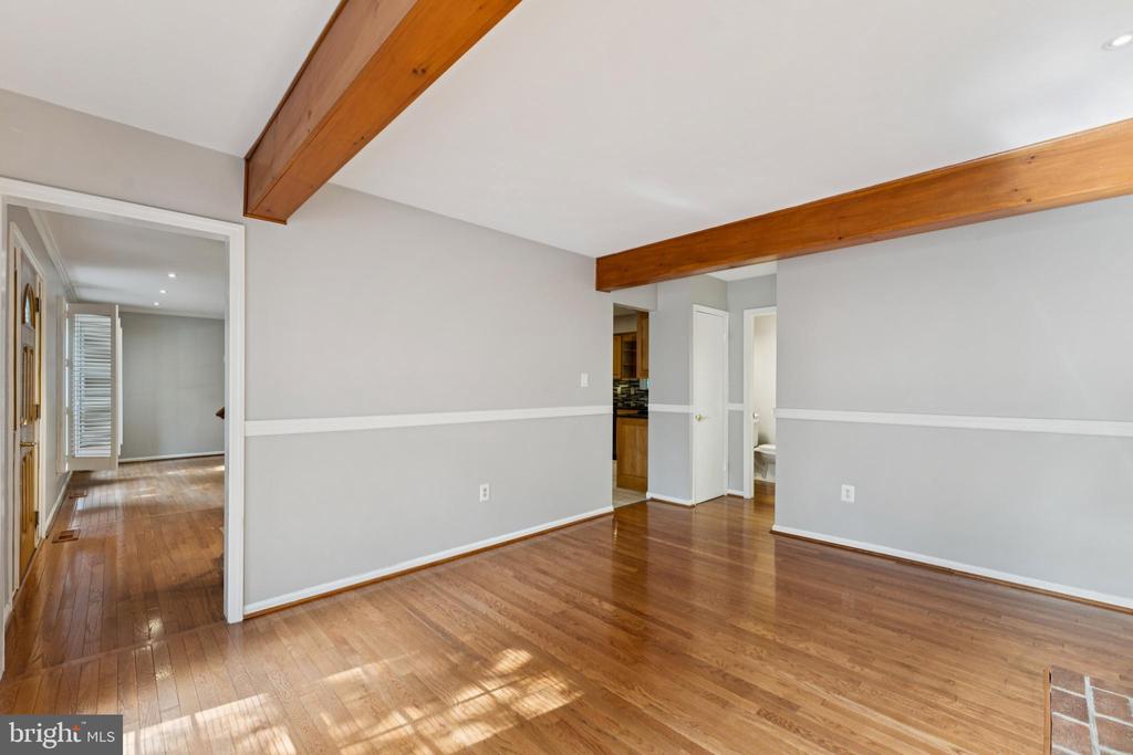 2938 FOX TAIL COURT