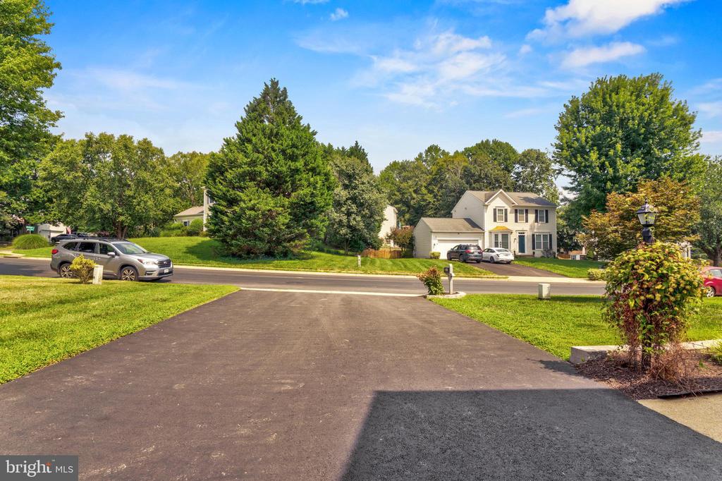 14972 SLIPPERY ELM COURT