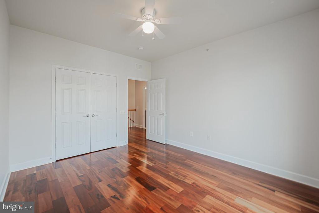 2380 BROOKMOOR LANE