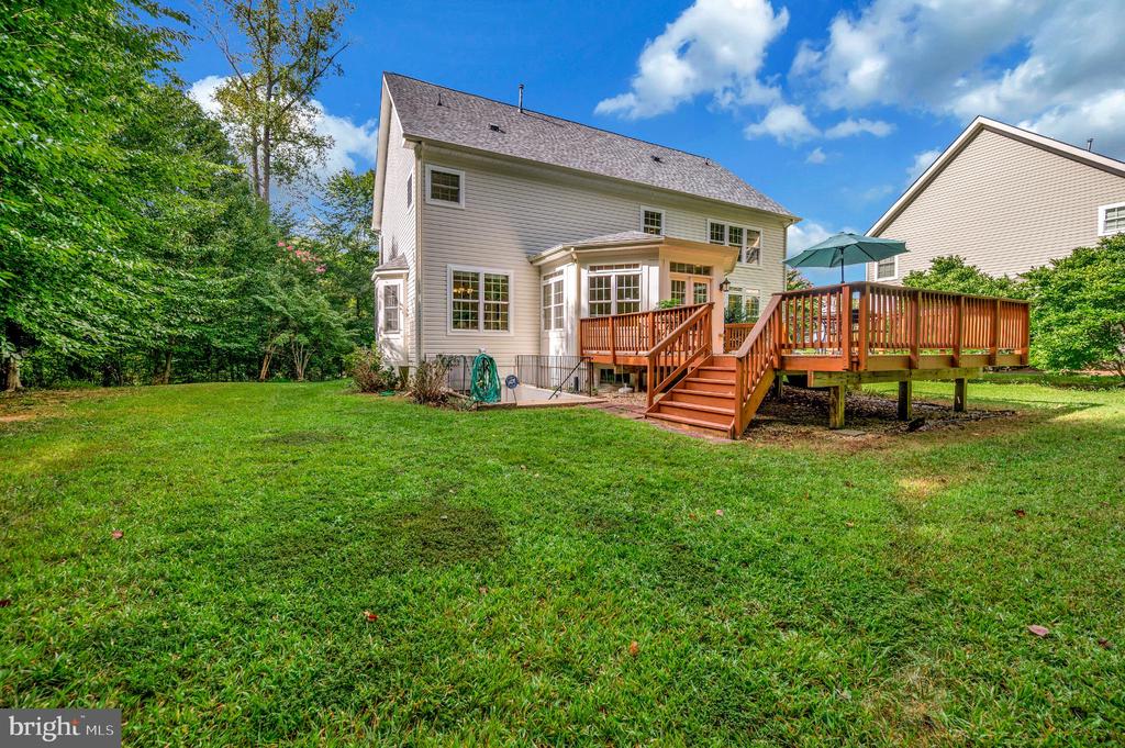 5300 AUSTRA PLACE