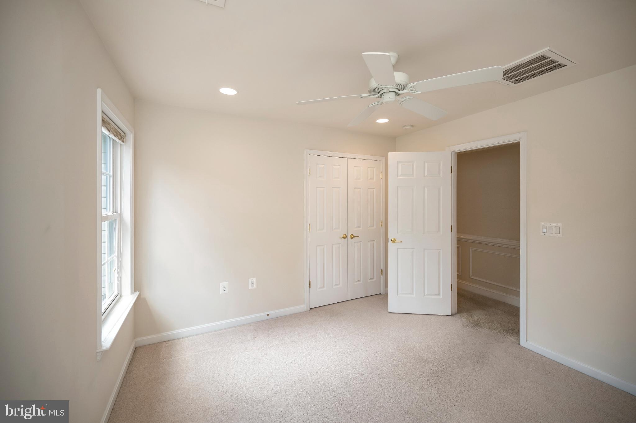 5300 AUSTRA PLACE
