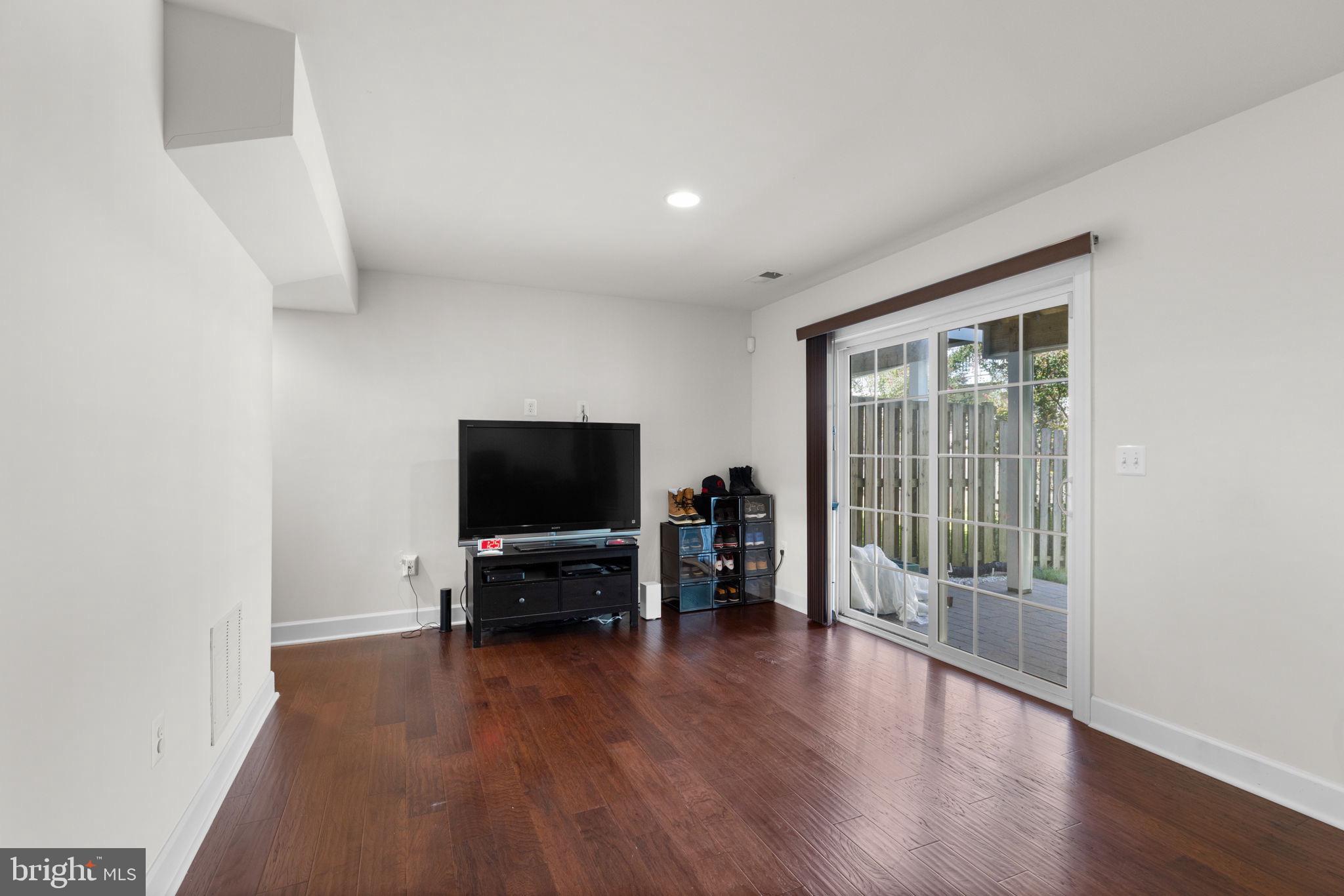 1744 HARTFIELD COURT