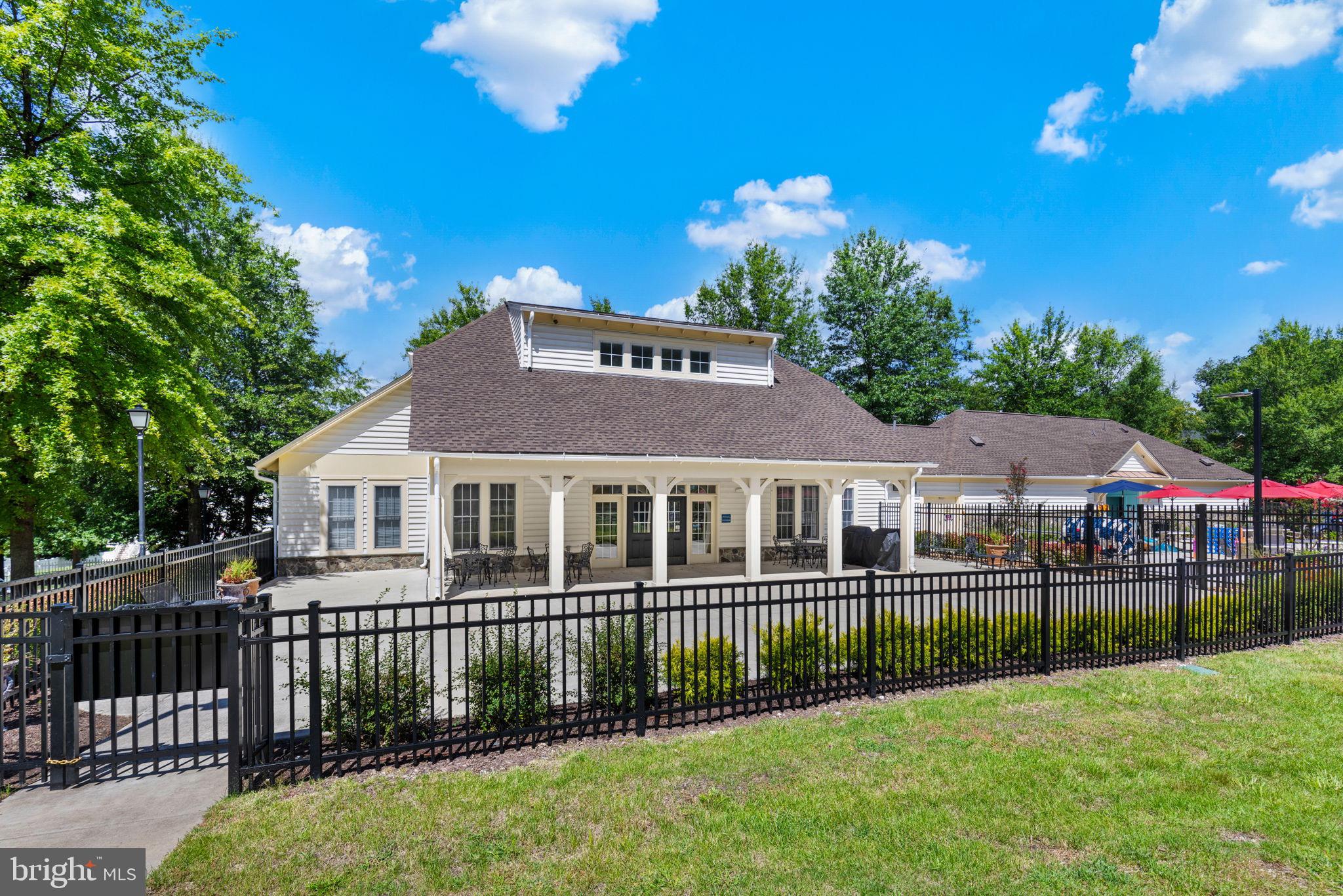 1744 HARTFIELD COURT