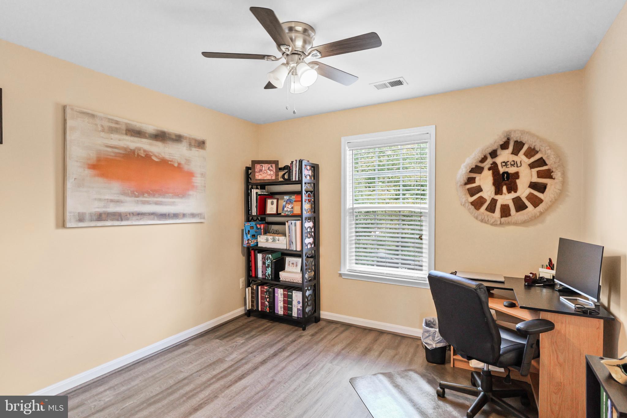 8931 YELLOWLEG COURT