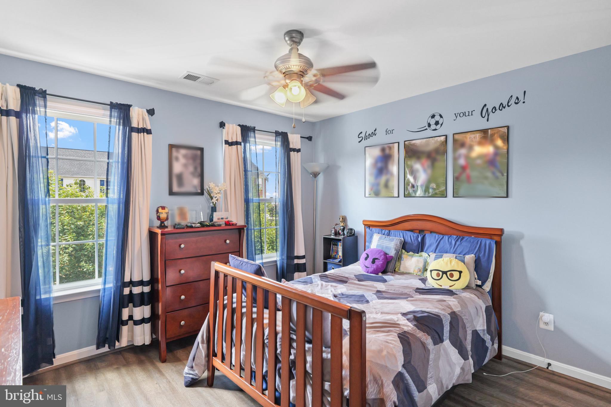 8931 YELLOWLEG COURT