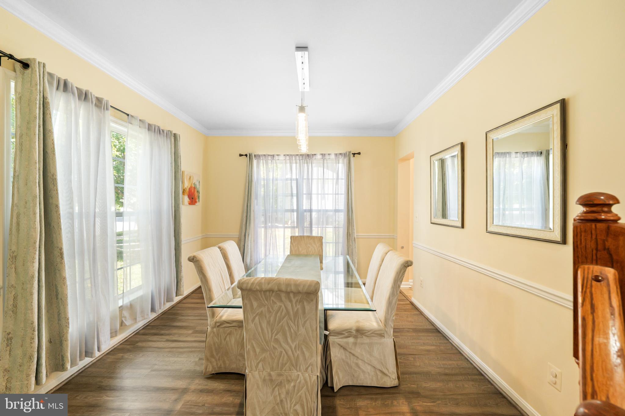 8931 YELLOWLEG COURT