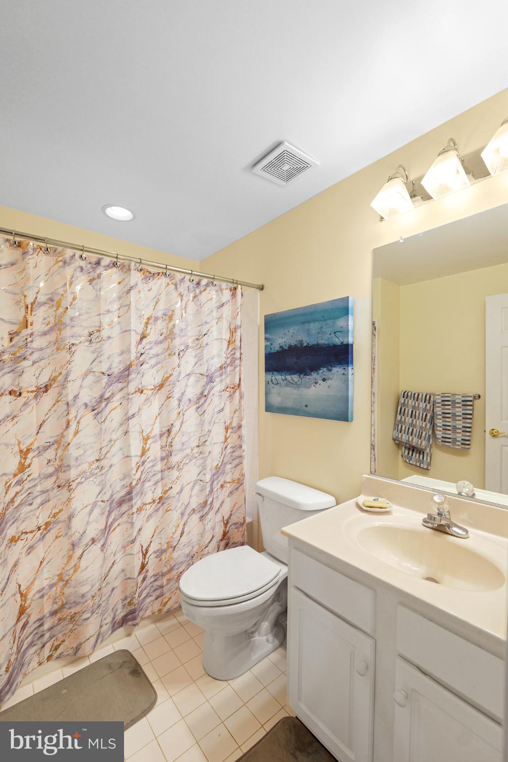 8931 YELLOWLEG COURT