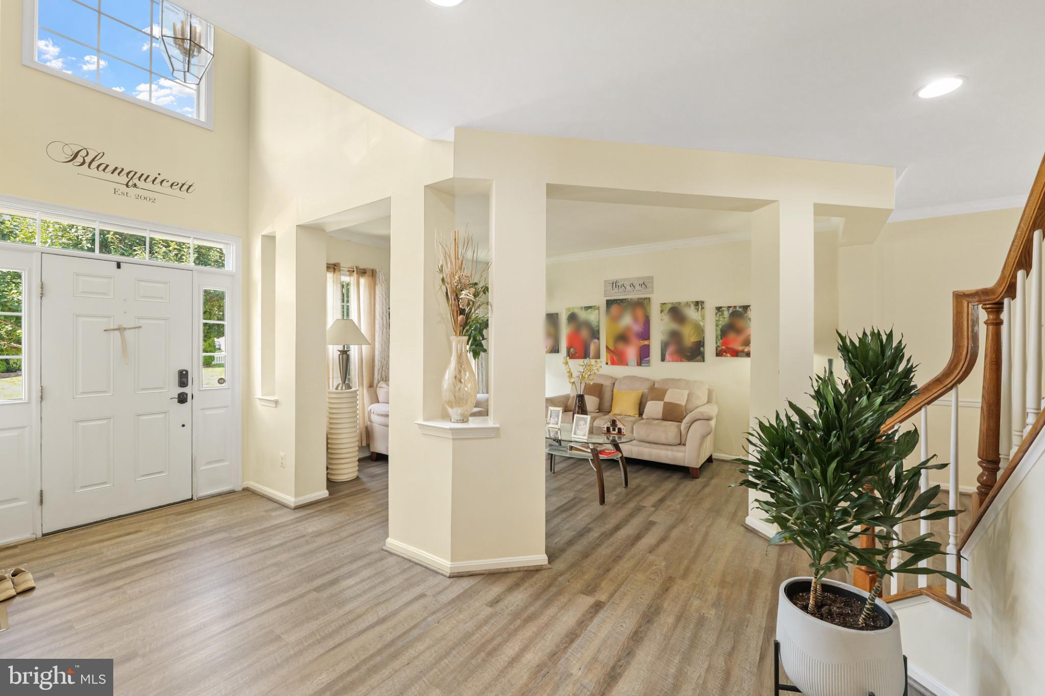 8931 YELLOWLEG COURT