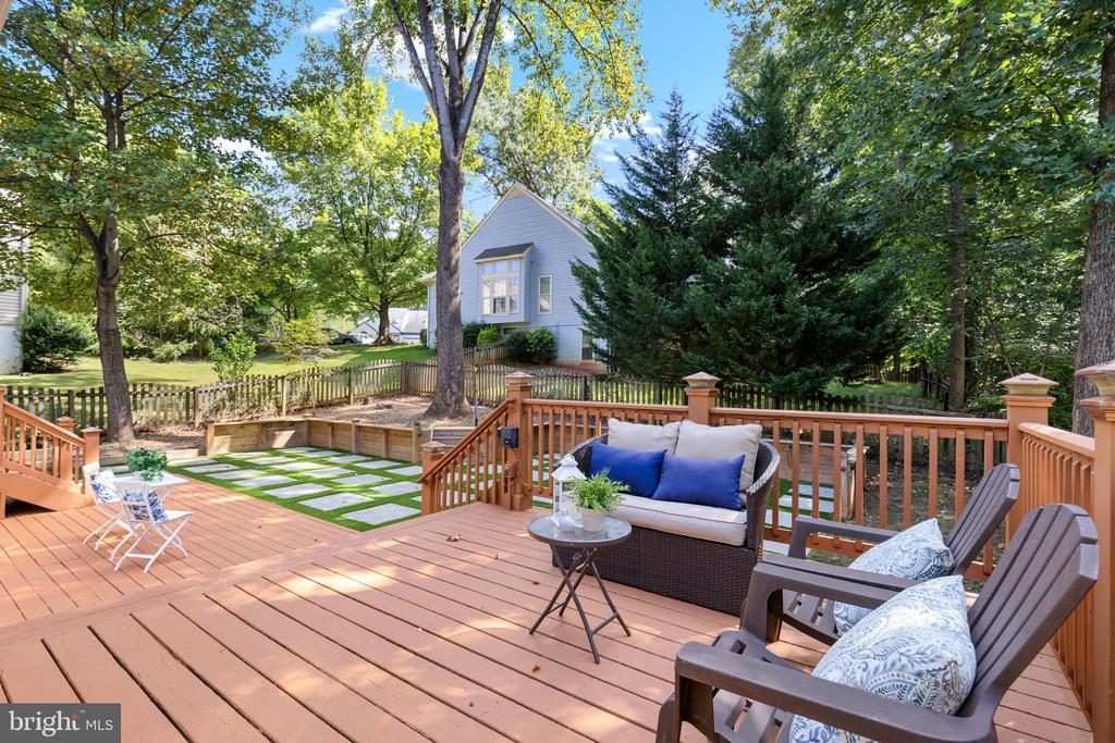 15062 LINDENBERRY LANE