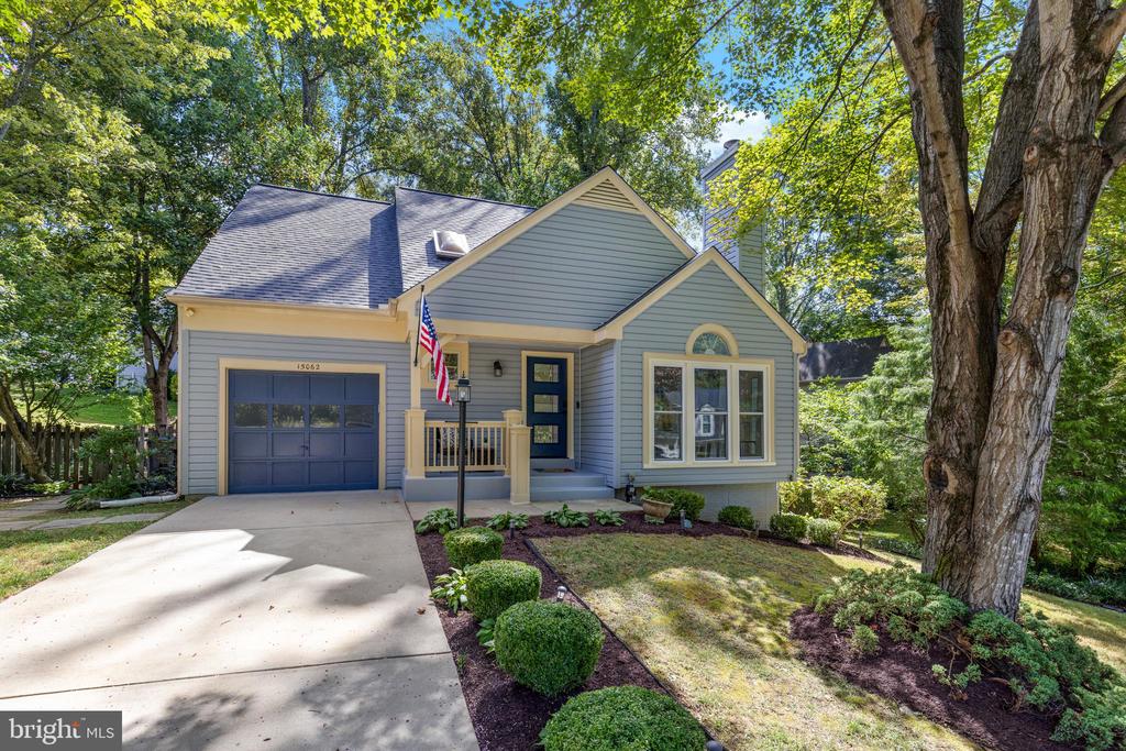 15062 LINDENBERRY LANE