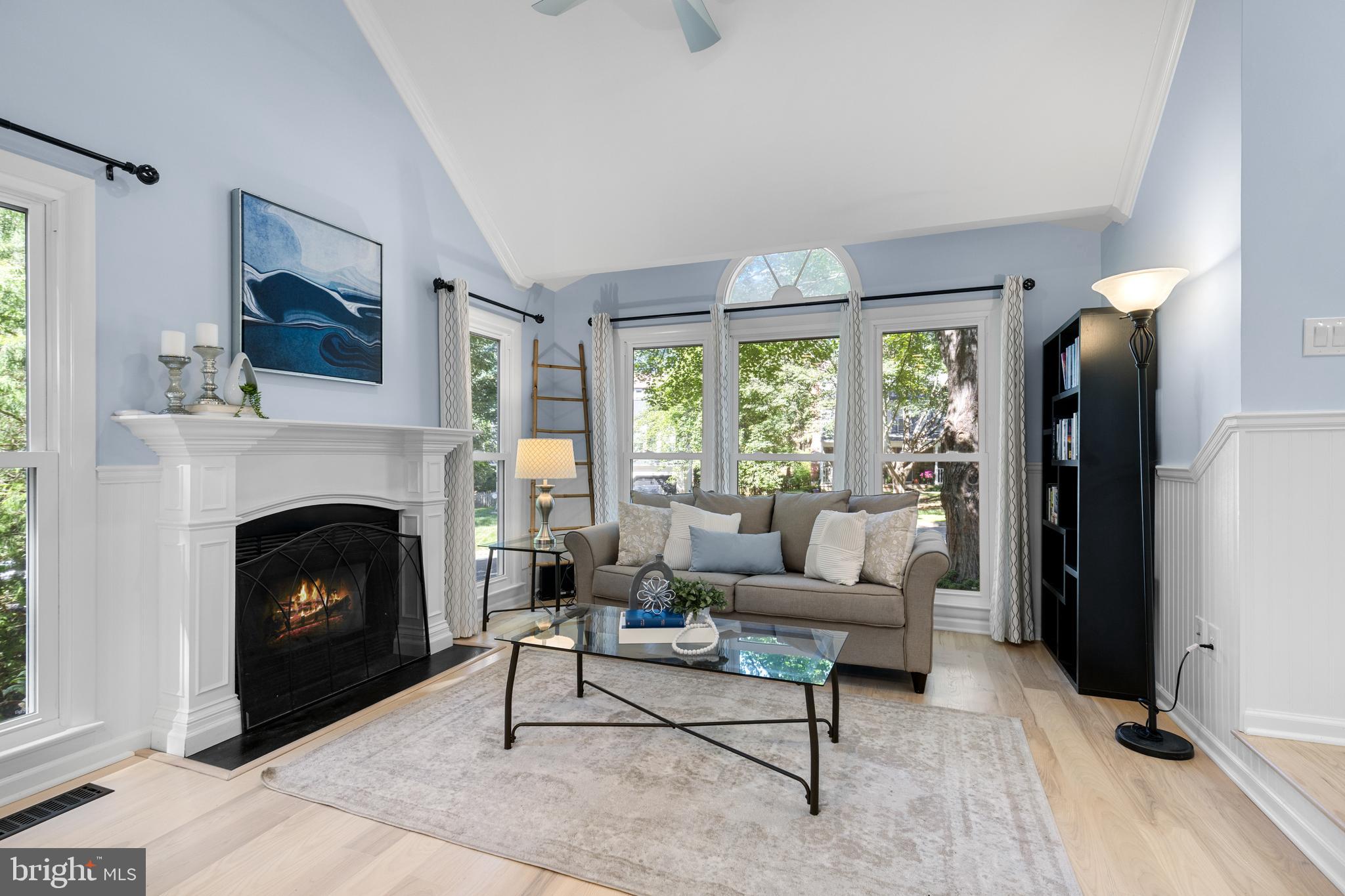 15062 LINDENBERRY LANE