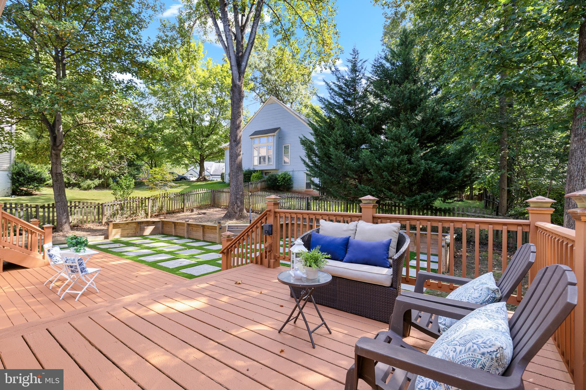 15062 LINDENBERRY LANE