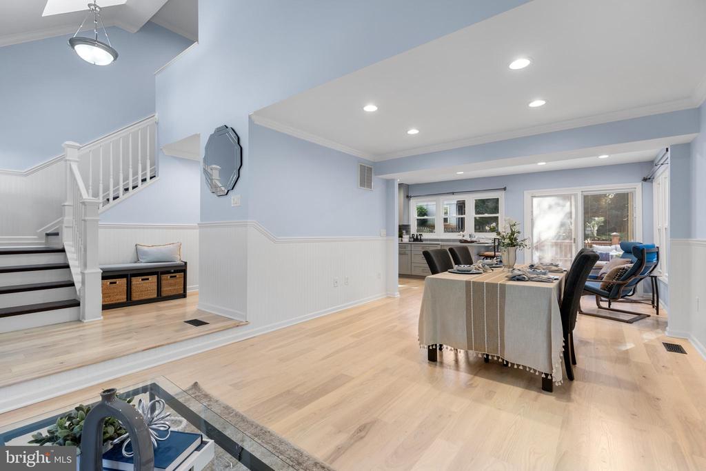 15062 LINDENBERRY LANE