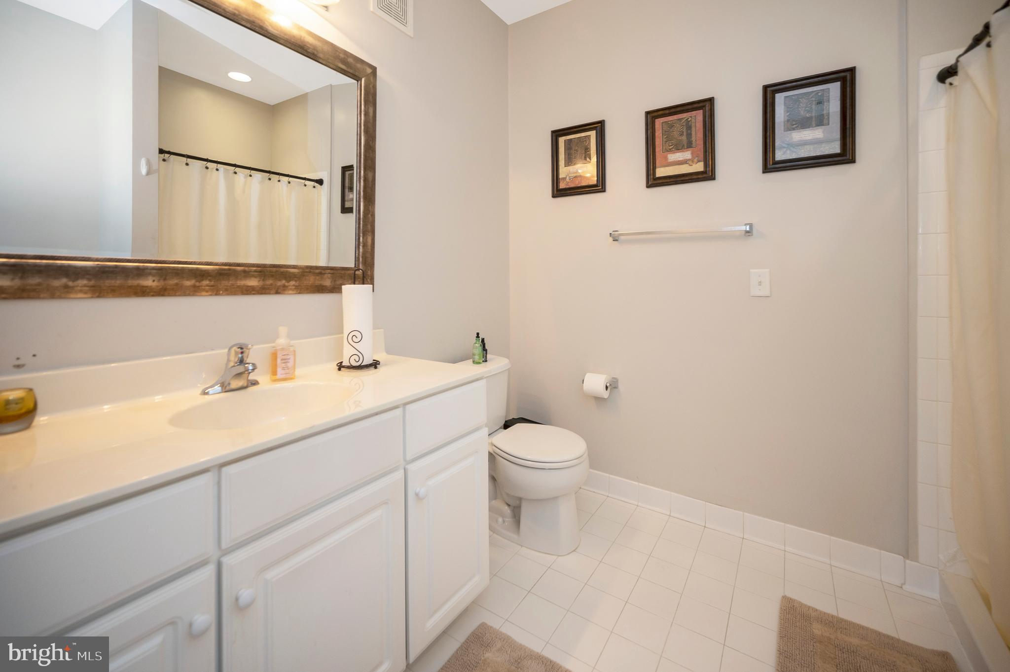 1641 LADUE COURT 203