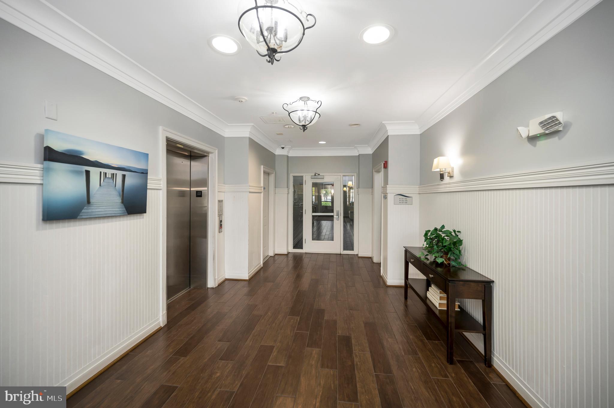 1641 LADUE COURT 203