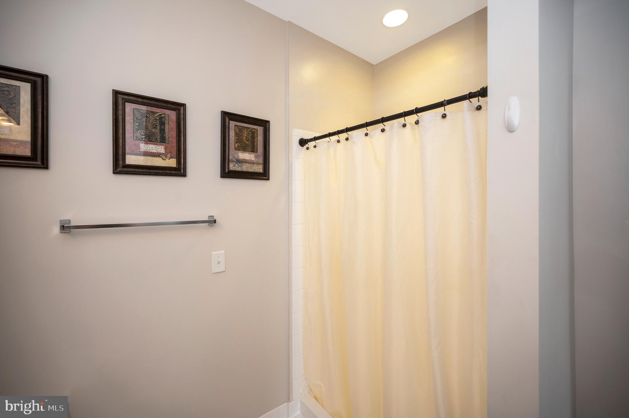 1641 LADUE COURT 203
