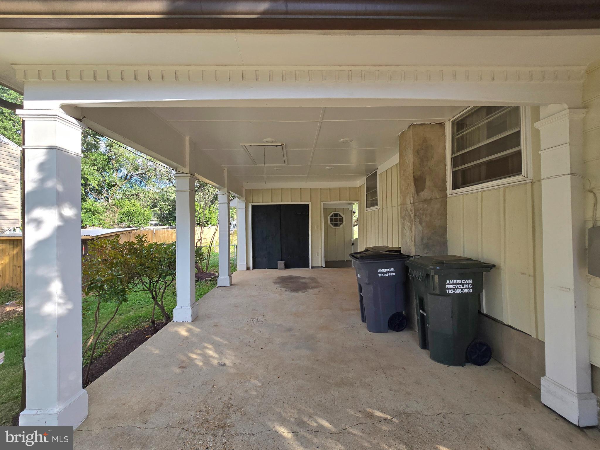 9405 BLACKSTONE ROAD