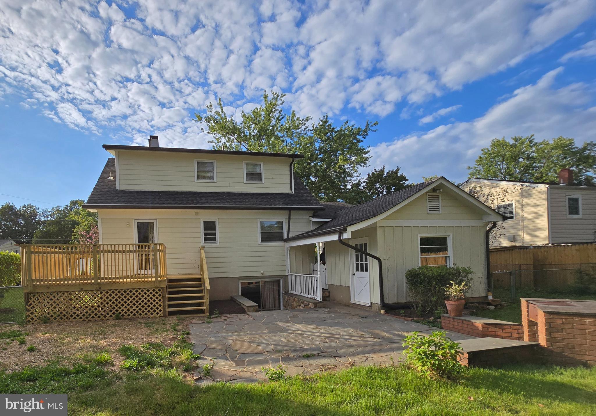 9405 BLACKSTONE ROAD