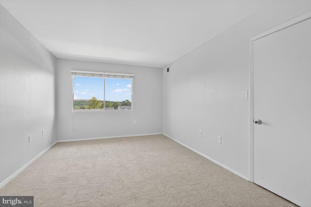 1602 RENATE DRIVE 302