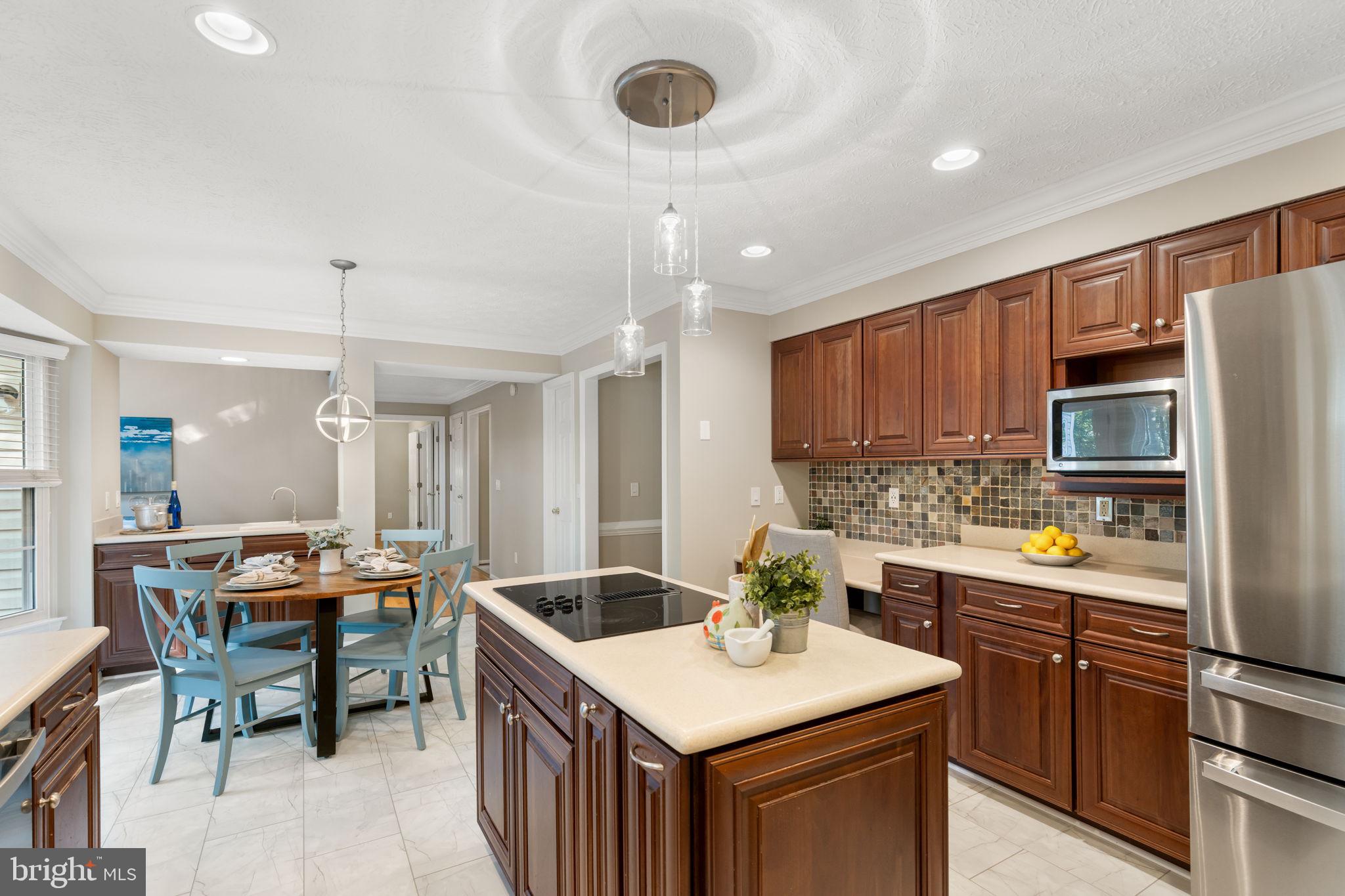 16606 ACCOLON COURT
