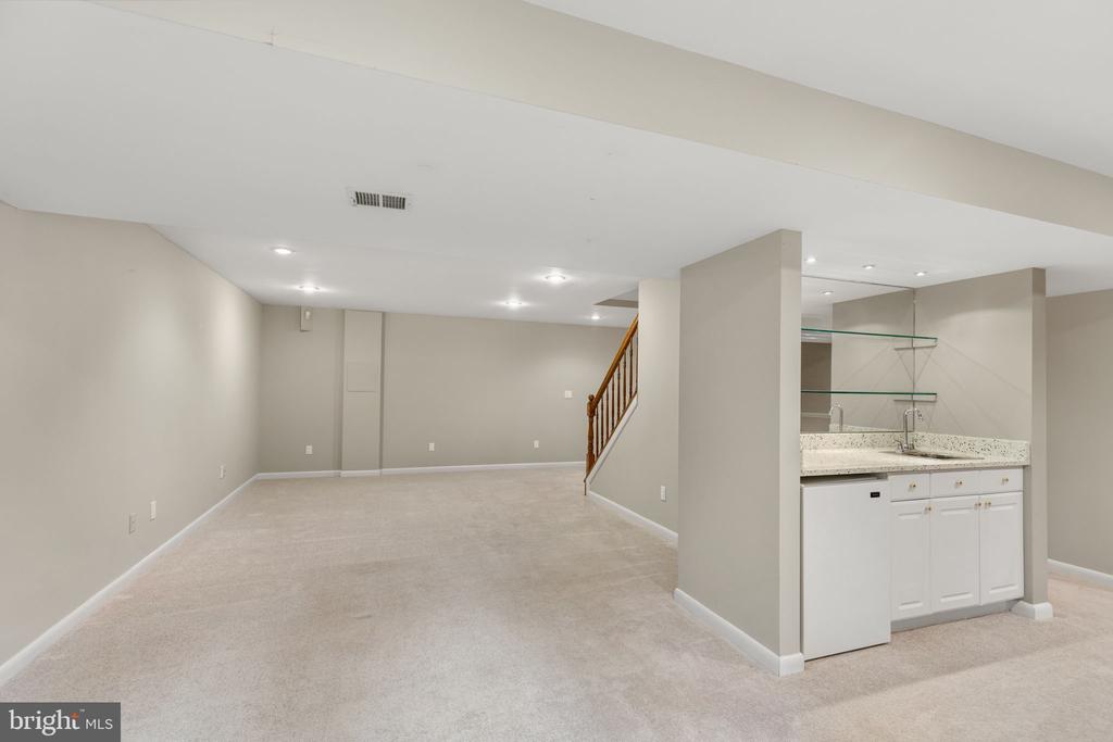 16606 ACCOLON COURT