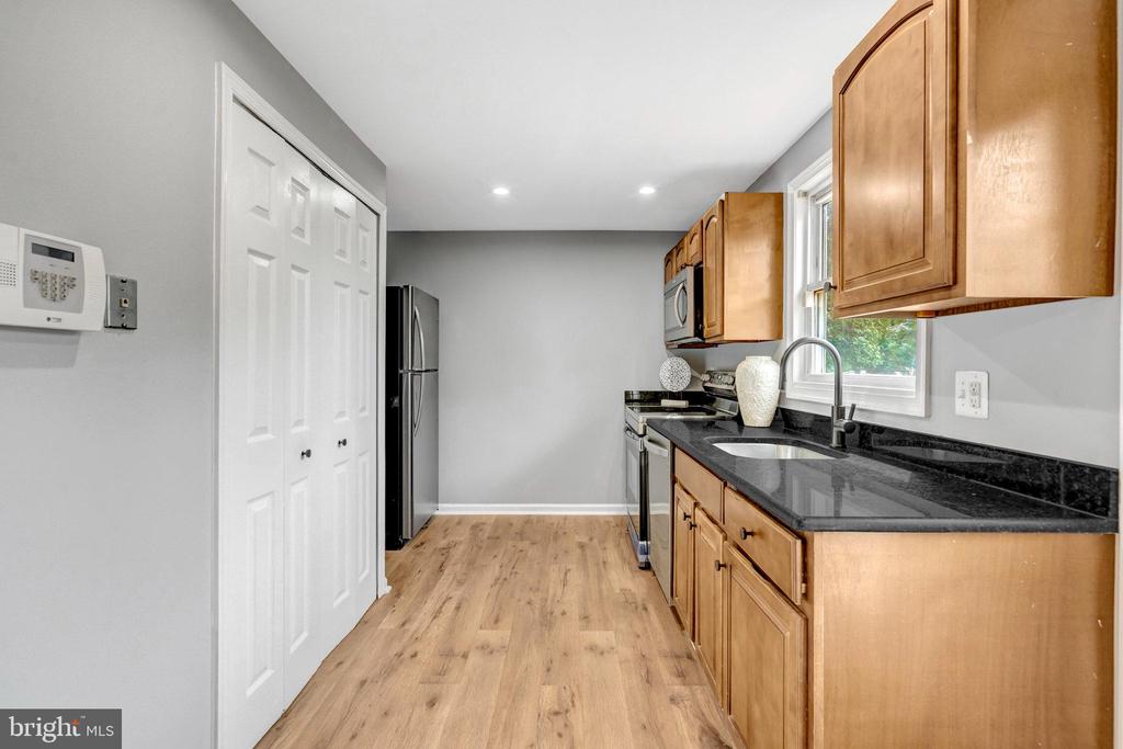 3437 BELFRY LANE