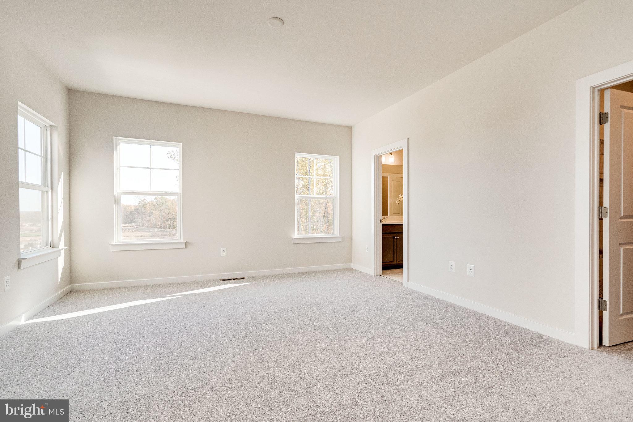 1759 AUTUMN MAPLE LEAF DRIVE