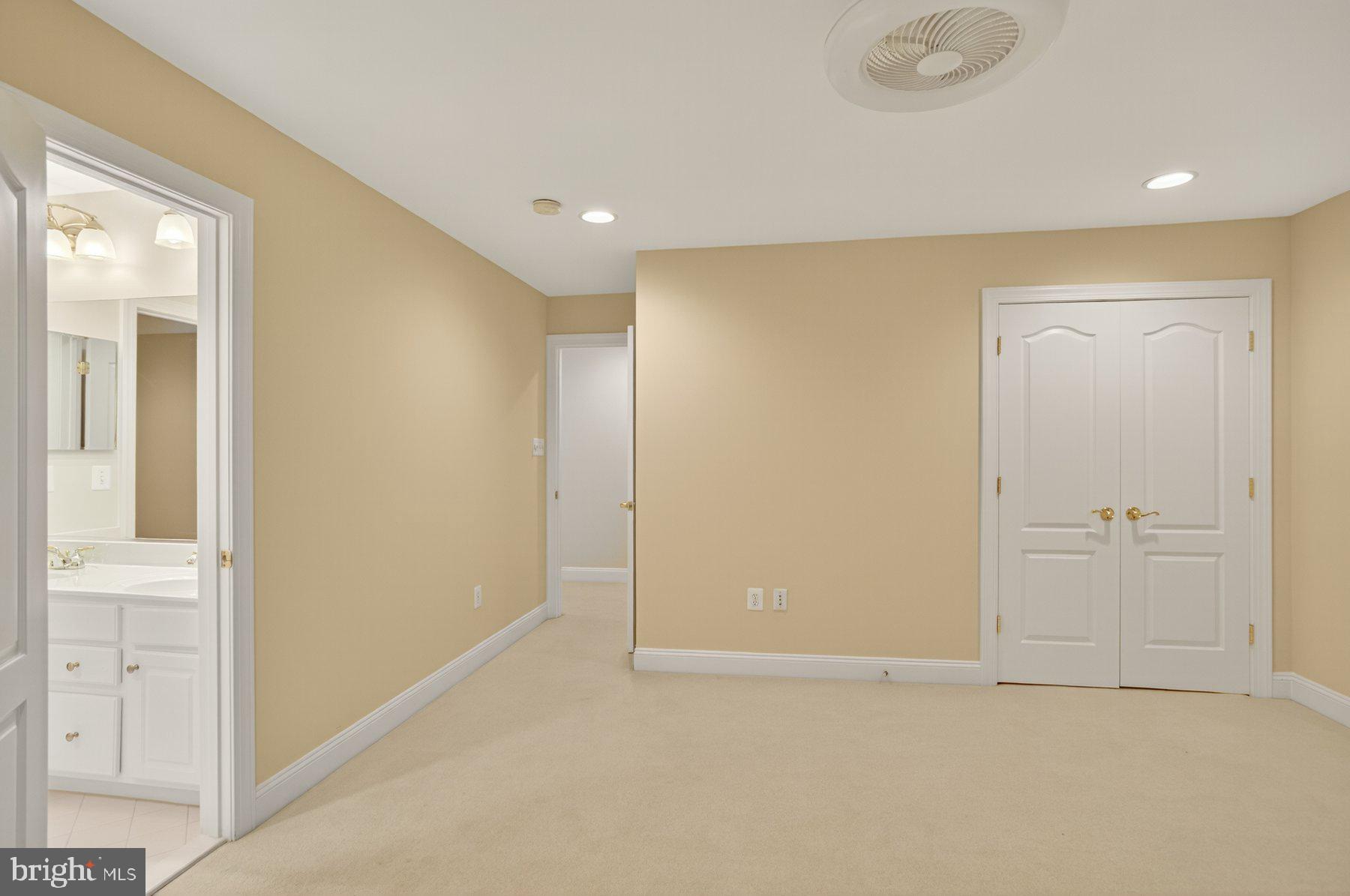 8178 SNEAD LOOP