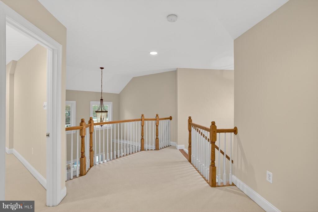 8178 SNEAD LOOP