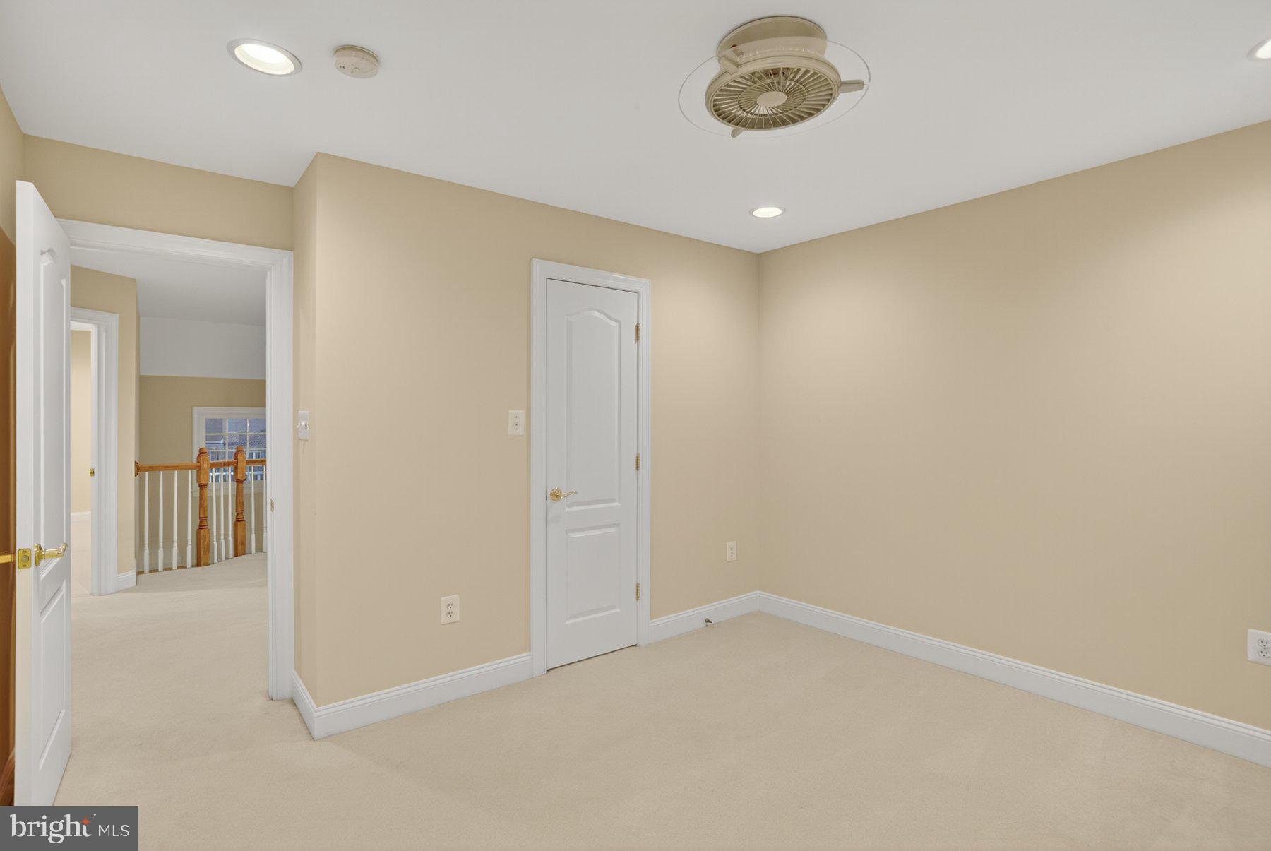 8178 SNEAD LOOP