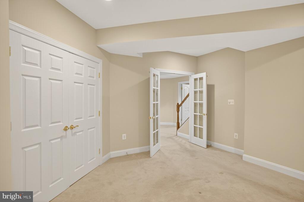 8178 SNEAD LOOP
