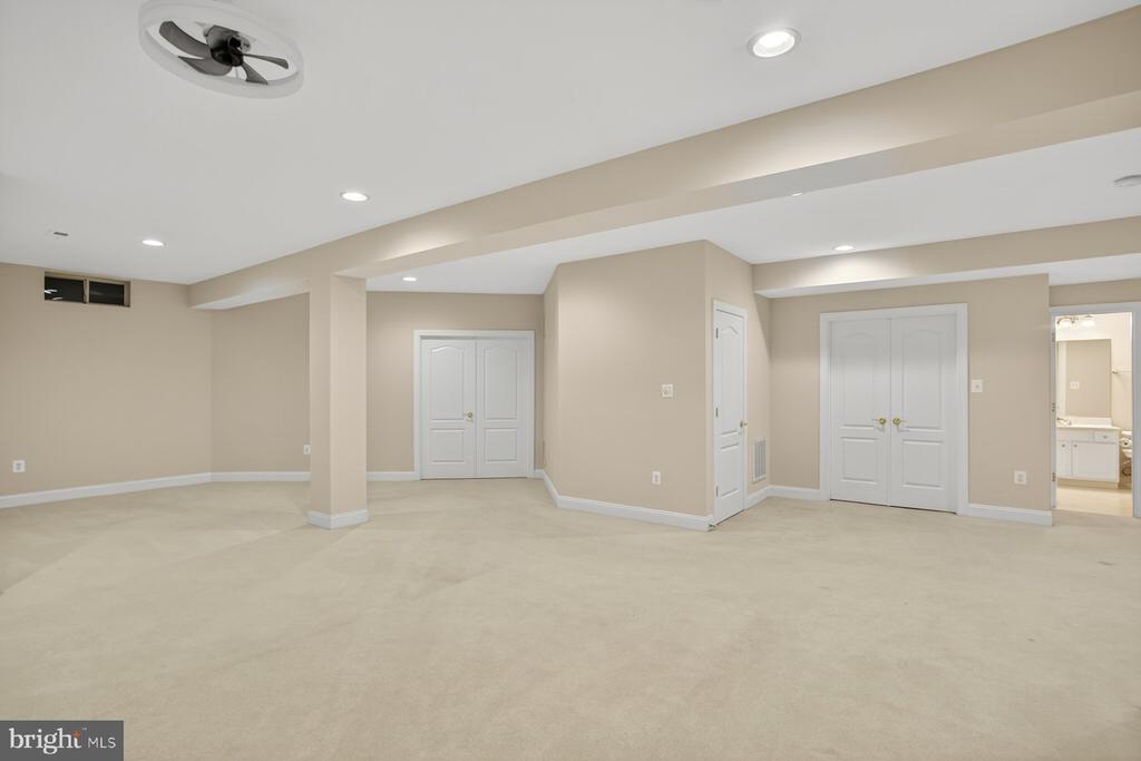 8178 SNEAD LOOP