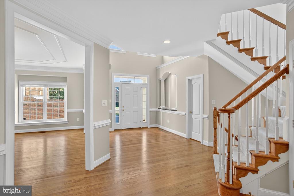 8178 SNEAD LOOP