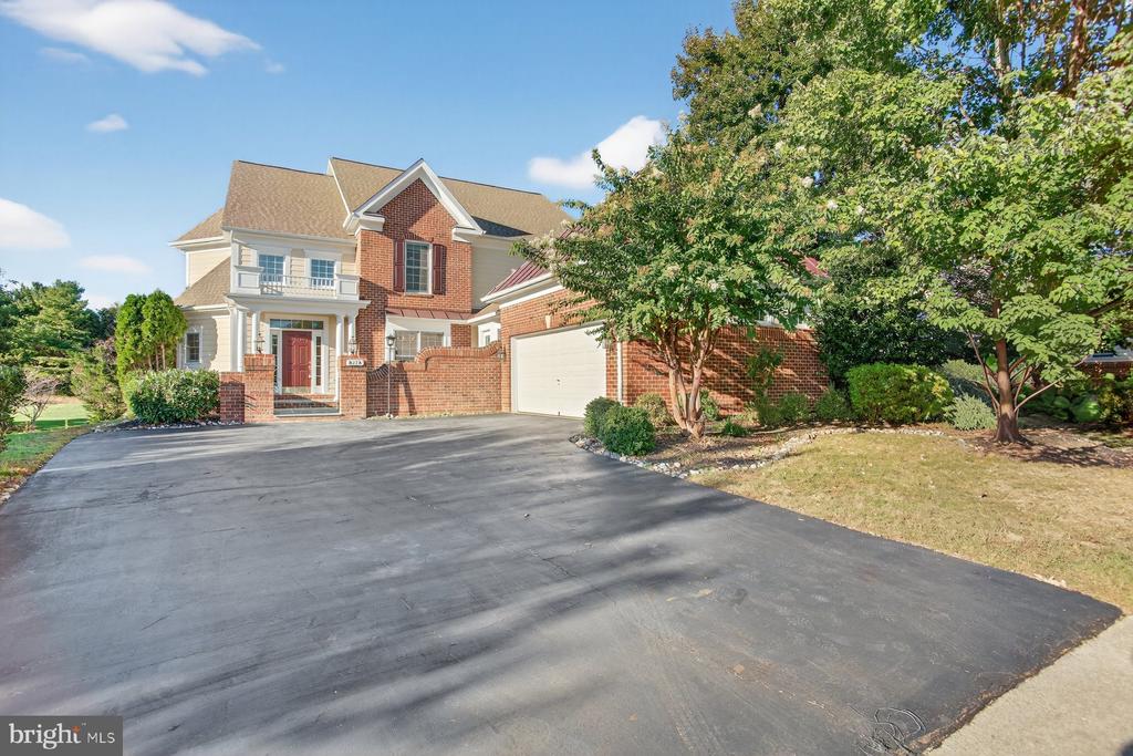 8178 SNEAD LOOP